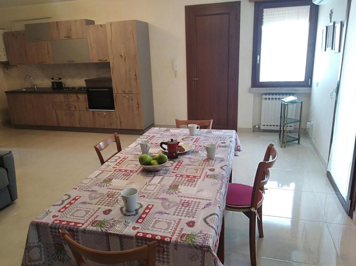 Ferienwohnung Perla Sirmione Exterior foto