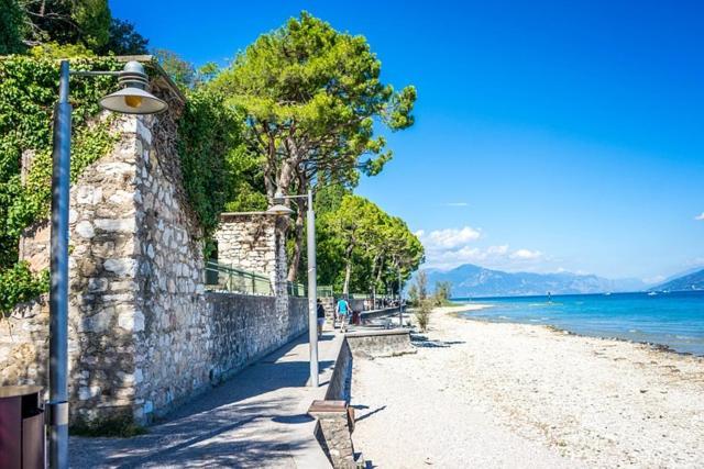 Ferienwohnung Perla Sirmione Exterior foto